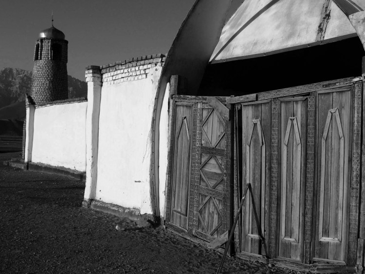 murghab-mosque-tajikistan