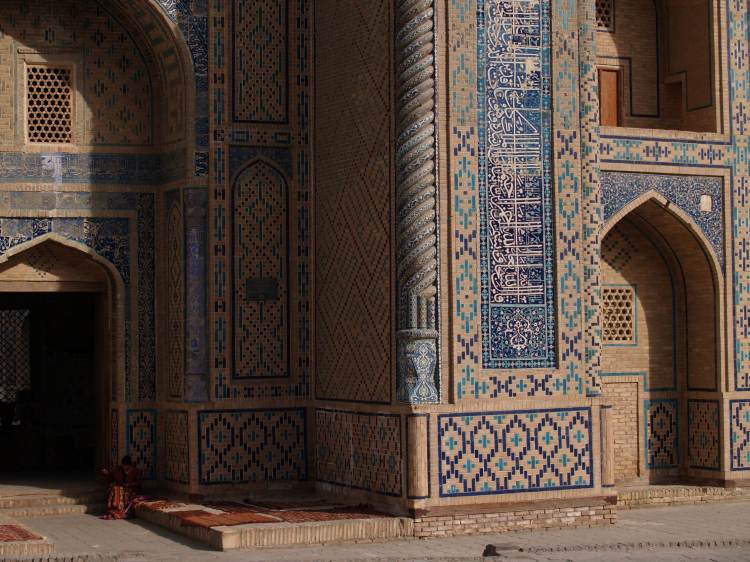 ulugbek-medressa-bukhara-uzbekistan